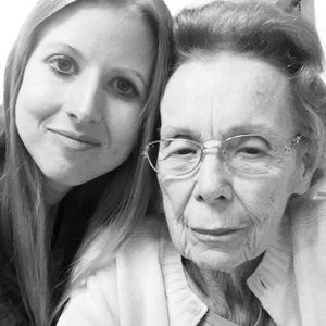 Meet your Posher, April